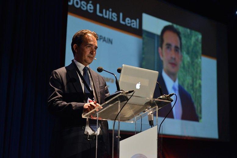 Jose Luis Leal speaking at a conference